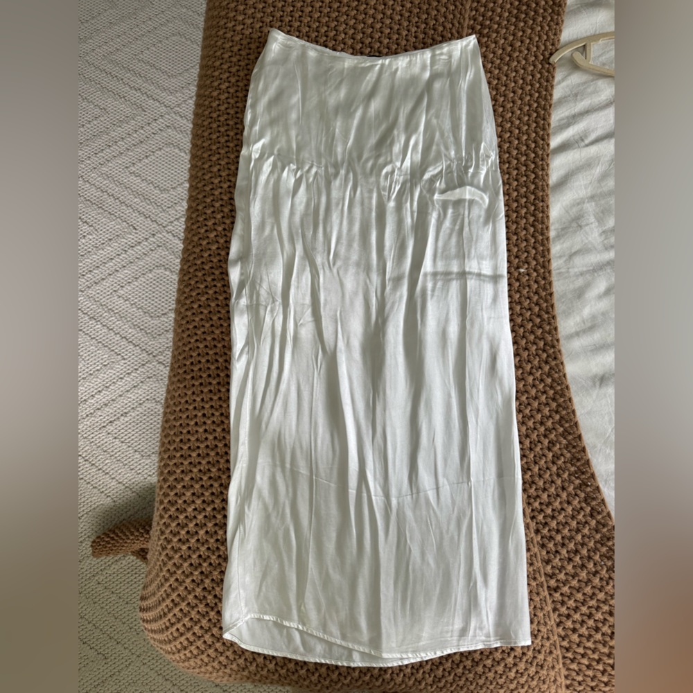 Pacsun slip skirt never worn
